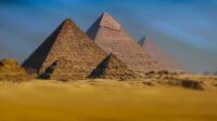 Piramida Giza Keajaiban Arsitektur Kuno yang Misterius Piramida Giza Keajaiban Arsitektur Kuno yang Misterius